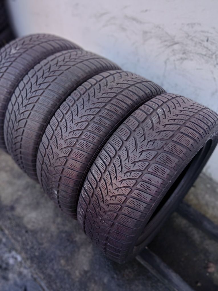 Шини Dunlop 205 55 R 16 4шт Зима (0323) Резина