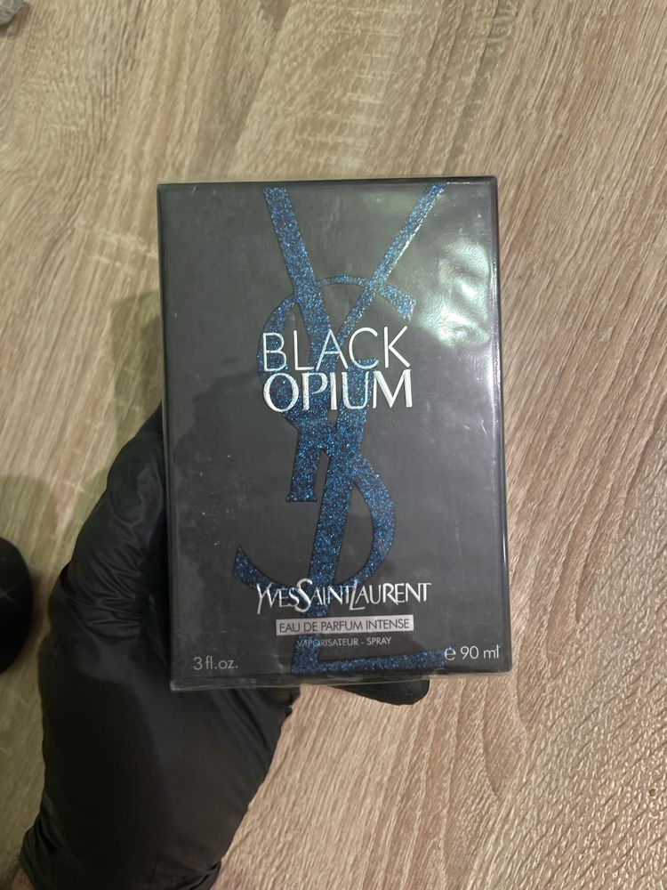 Perfum Yves Saint Laurent Black Opium Intense 90ml