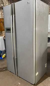 Великий холодильник LG Side-By-Side з Європи