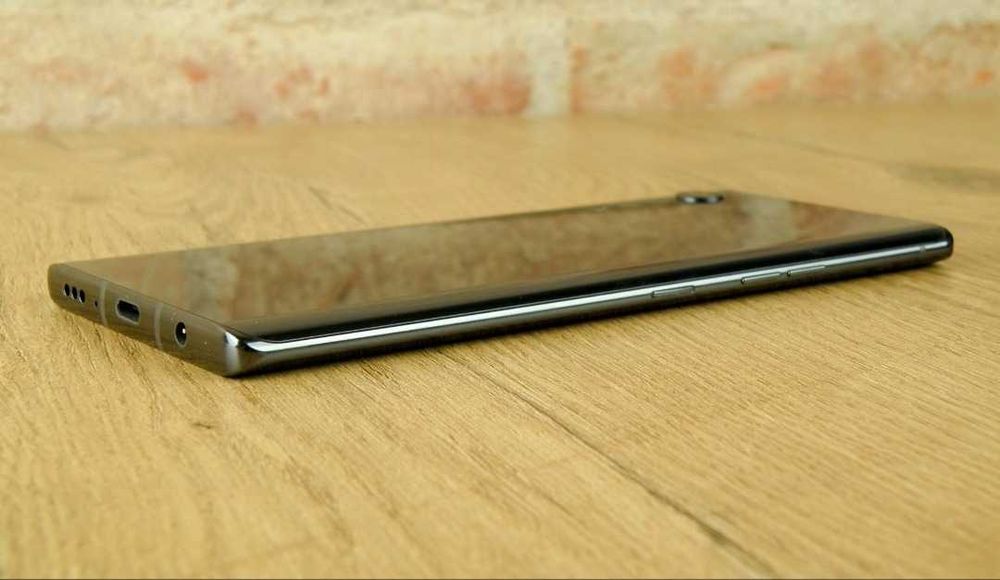 LG Velvet 6.8 dual sim  ,IP68 e wireless charging Impecável