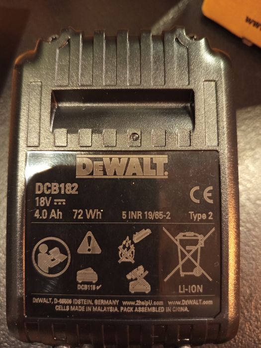 Baterie DeWalt 4ah, oryginalne, 3szt.