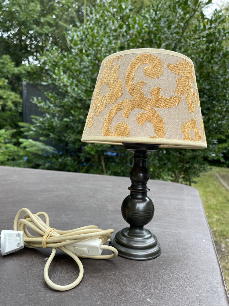 przepiękna lampa lampka z brązu