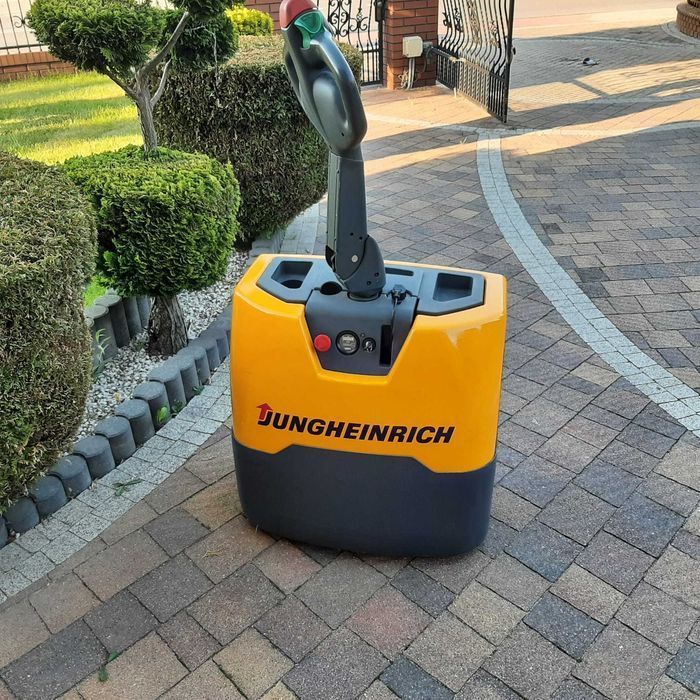 Wózek paletowy paleciak elektrzyczny JUNGHEINRICH EME 114
