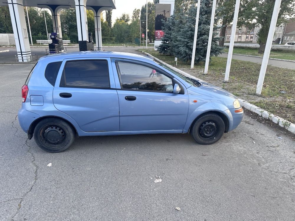 Продам легковой автомобиль