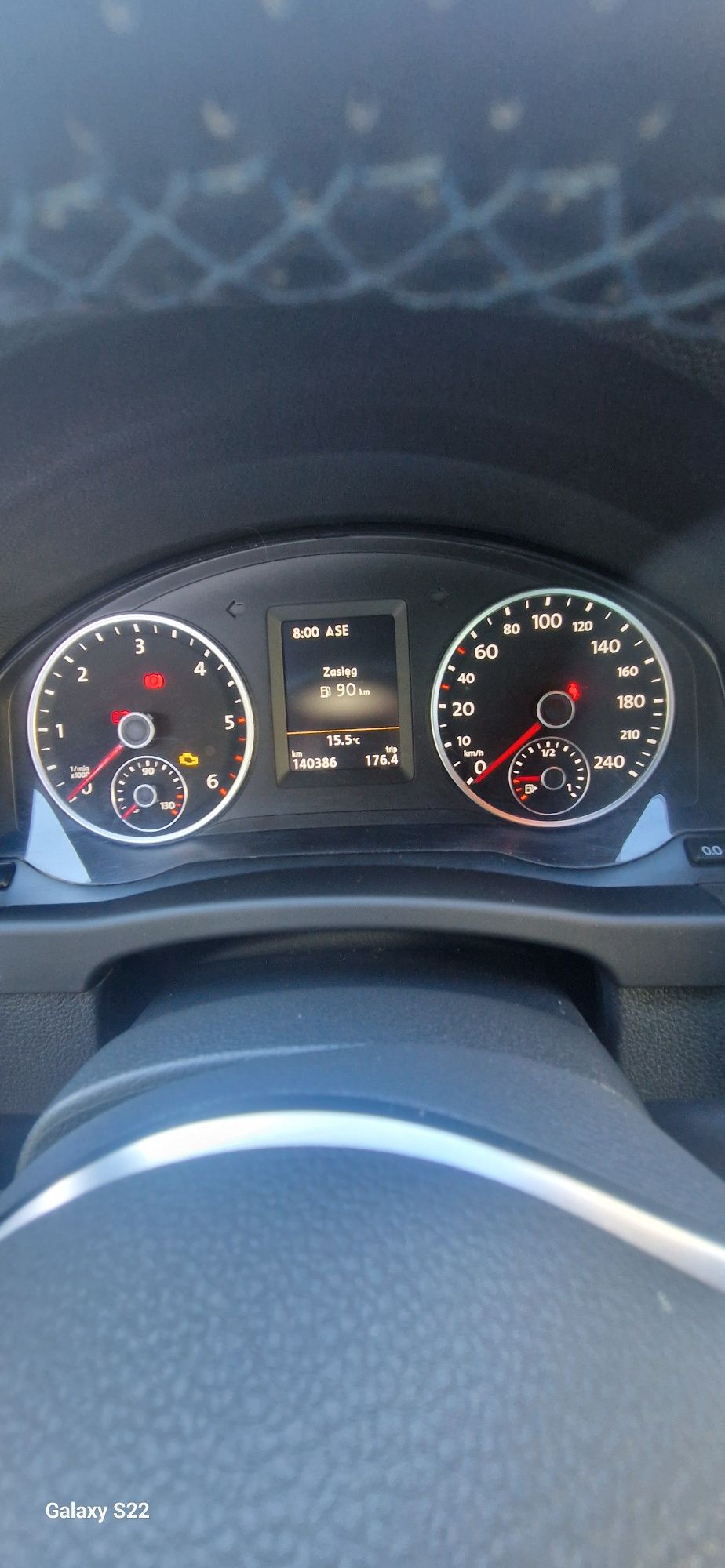 Tiguan r-line 2.0tdi  150KM 2015r 1 Rejstracja 2016r Mocno Doinwestowa