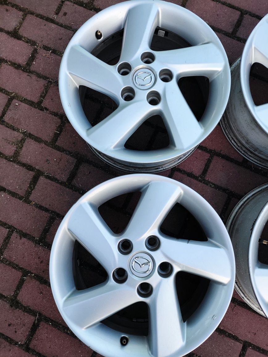 Felgi super stan Mazda 3 / 6