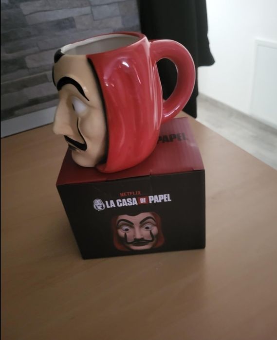 Caneca 3D casa de papel personalizada