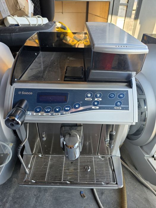 Saeco професійні кавові апарати під ремонт опт