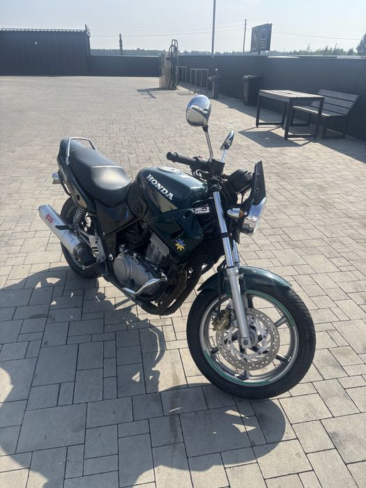 Продам Хонда сб 500