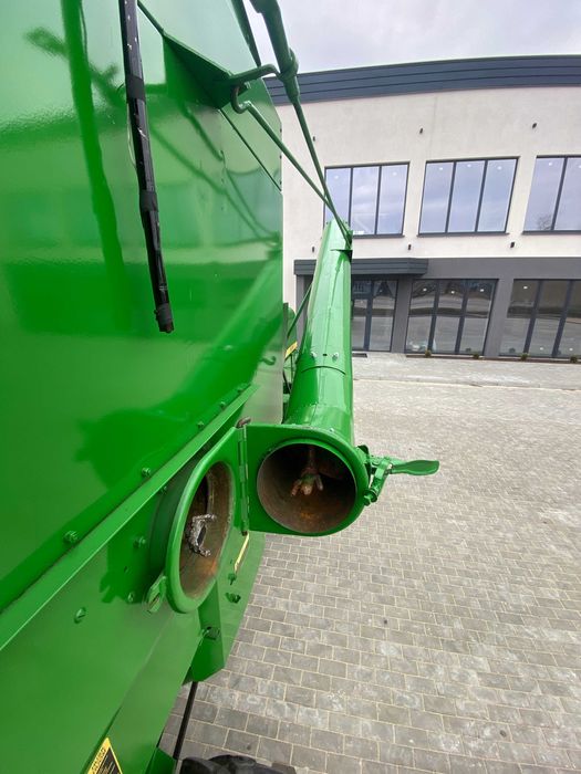 комбайн John Deere 925