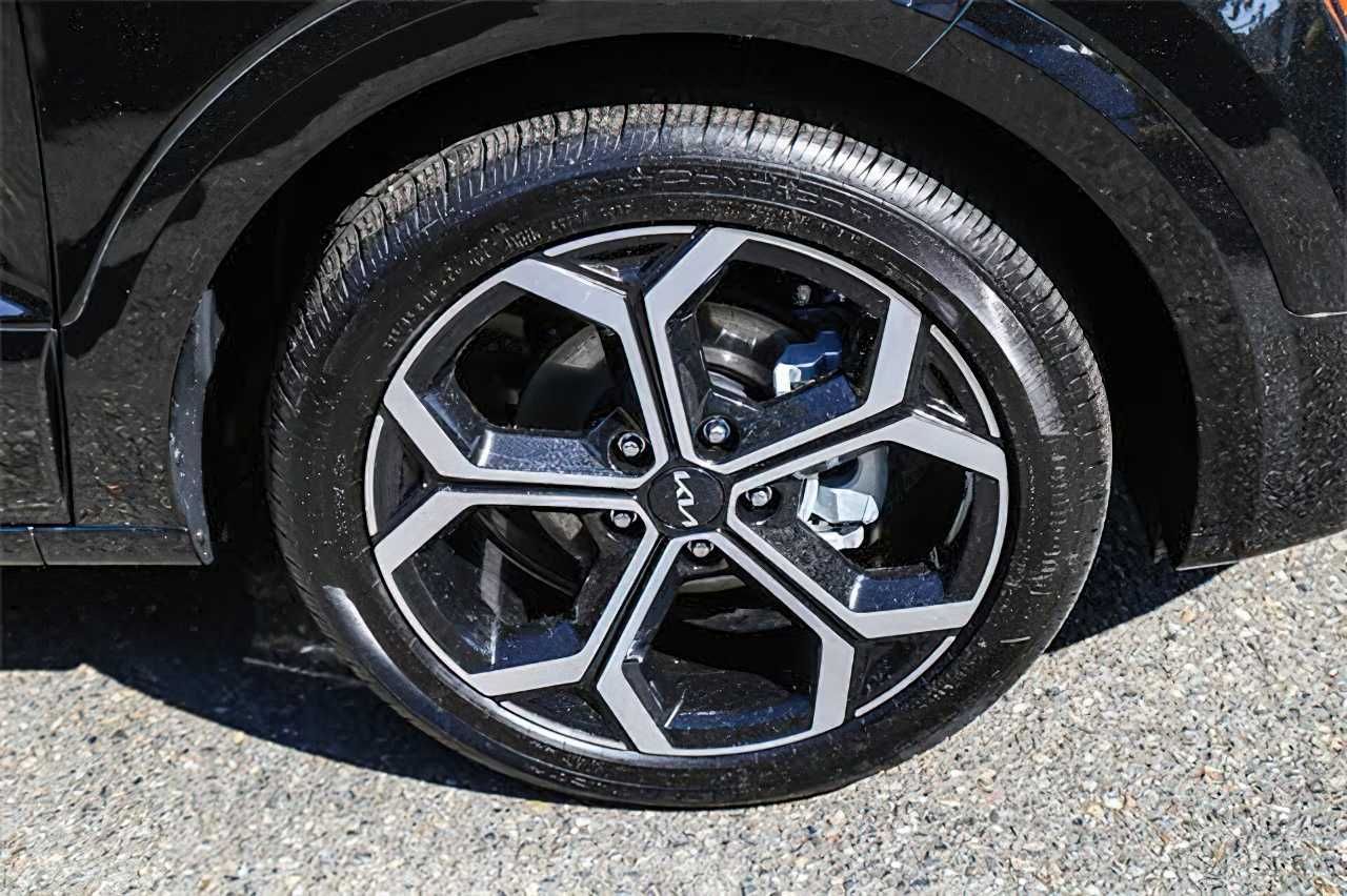 Kia Niro EX Touring 2024