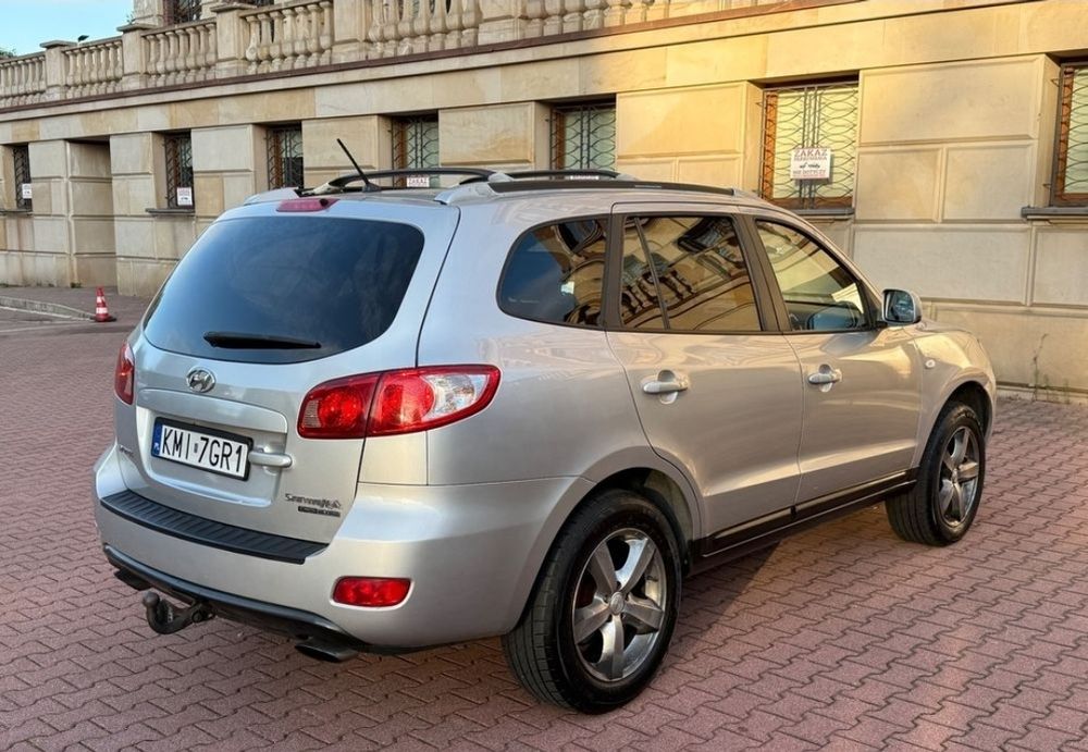 Продам Надійний Автомобиль Hyundai Santa Fe