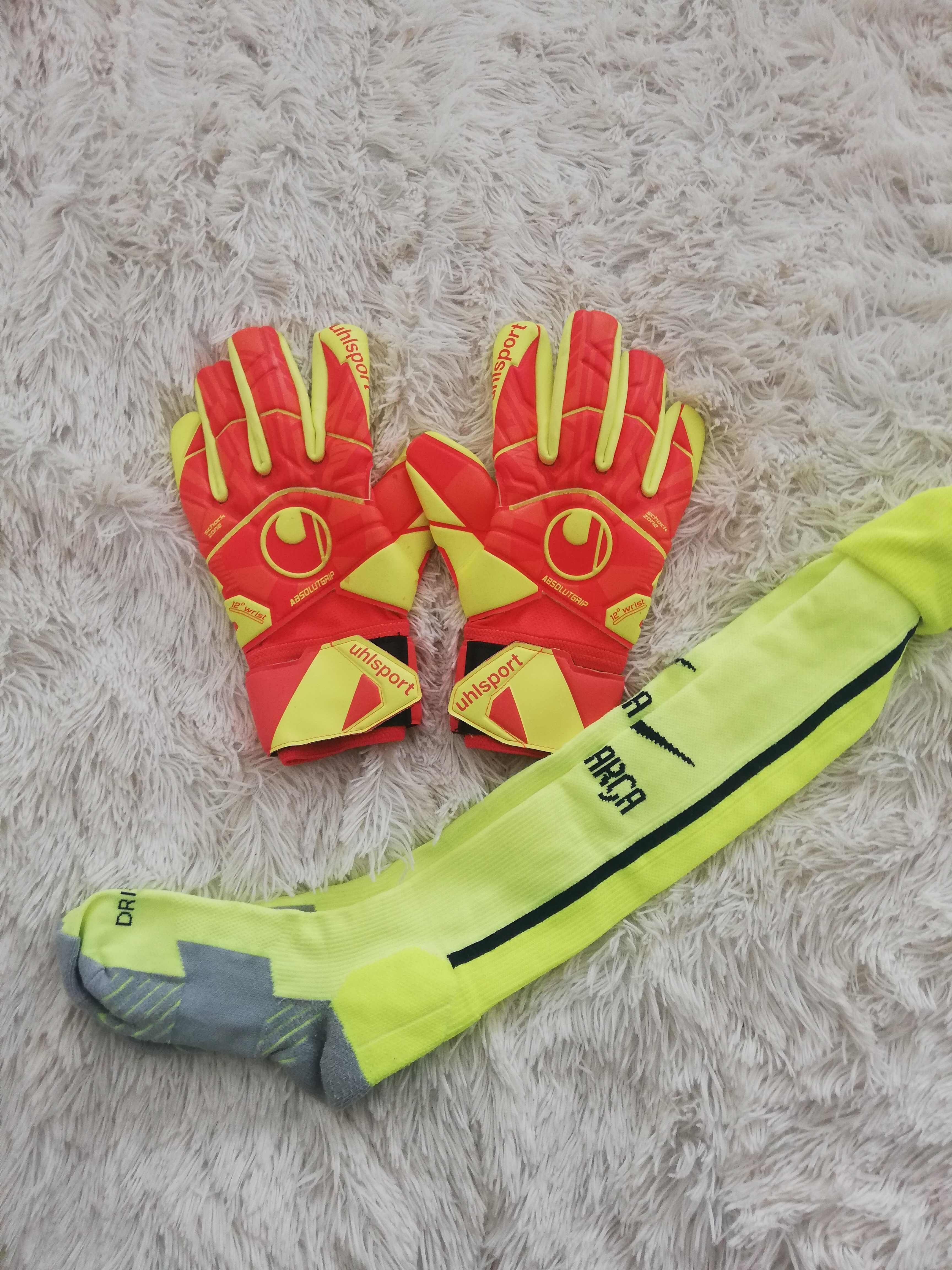 rękawice bramkarskie 9 UHLSPORT Absolutgrip schock zone + getry barca