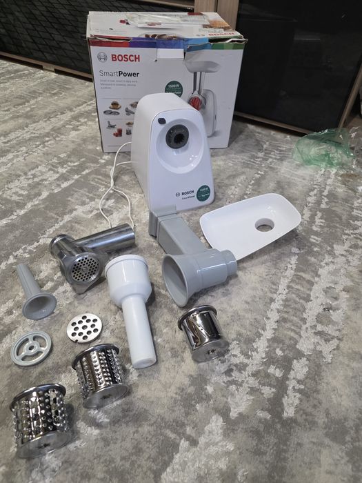 Продам насадки до м'ясорубки Bosch