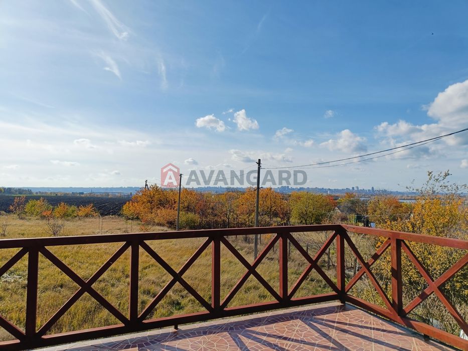 Продам будинок в Рибальском!