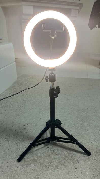 Tripé com Luz Circular Goodis GVC6462BK – Ideal para Vlogs e Lives
