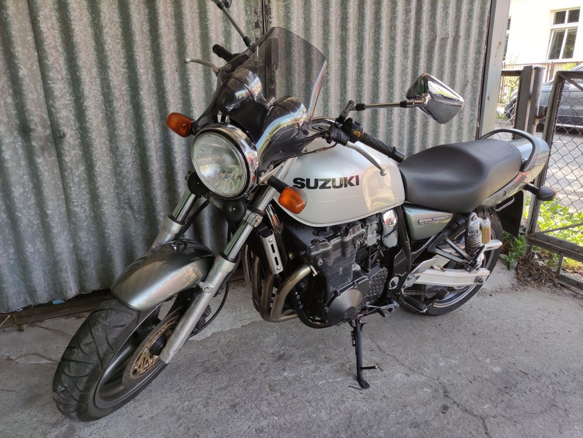 Suzuki GSX 750 AE Inazuma klasyczny Naked 1wł RATY Transport