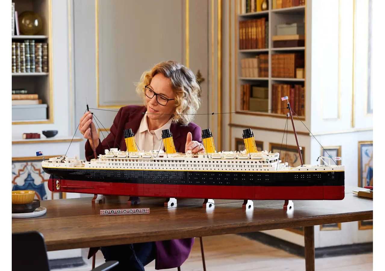 LEGO Icons Titanic 10294 Statek Ruchome Elementy Ogromny Model 135cm