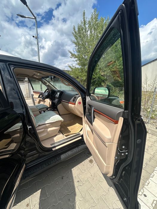 Крузак в продаже тоуота 200