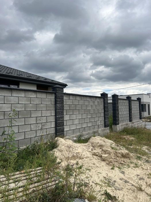 Продаж / Будинок / вул. Макарова, Ювілейний, Рівне