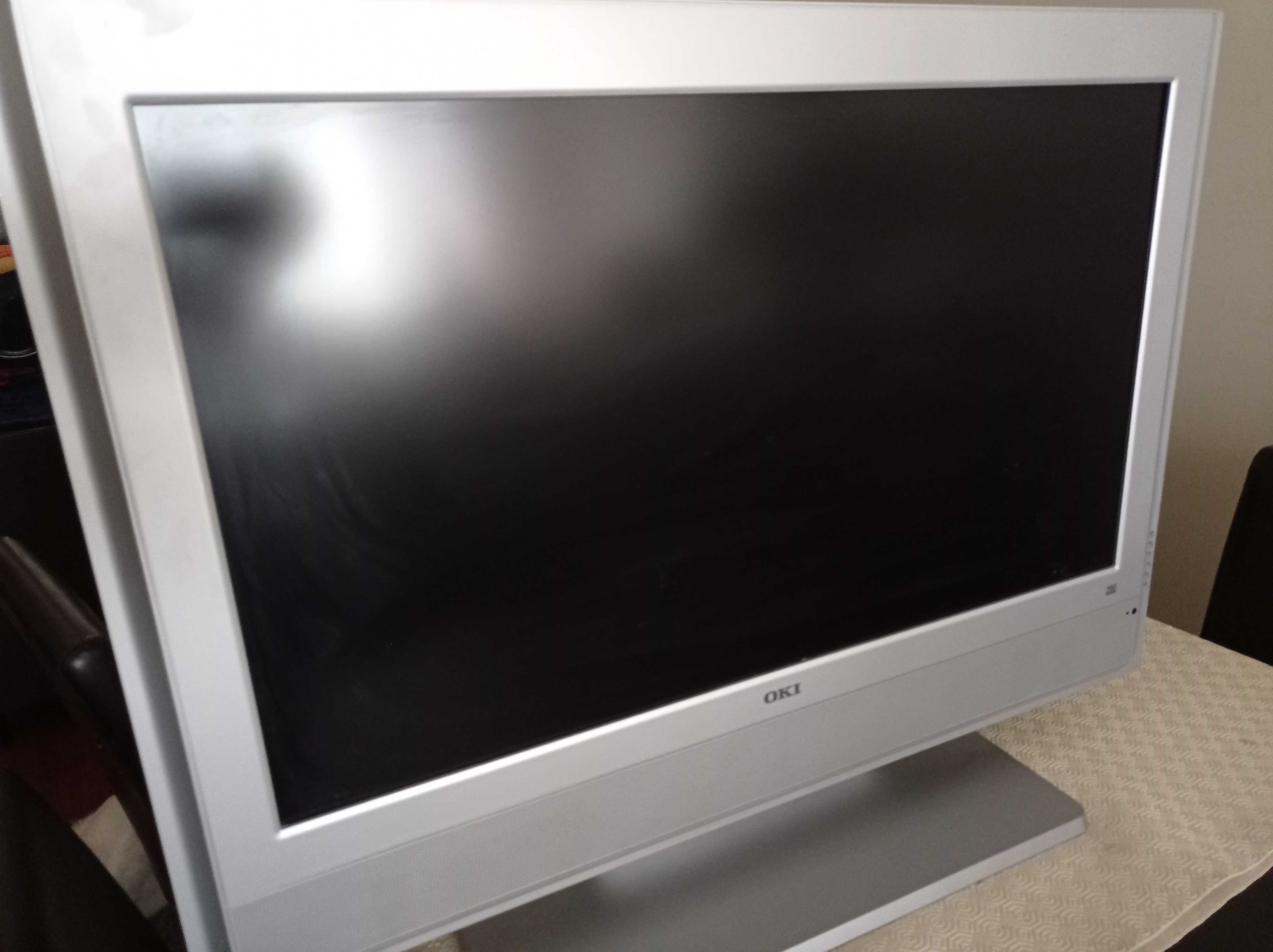 televisão LCD cinzento claro