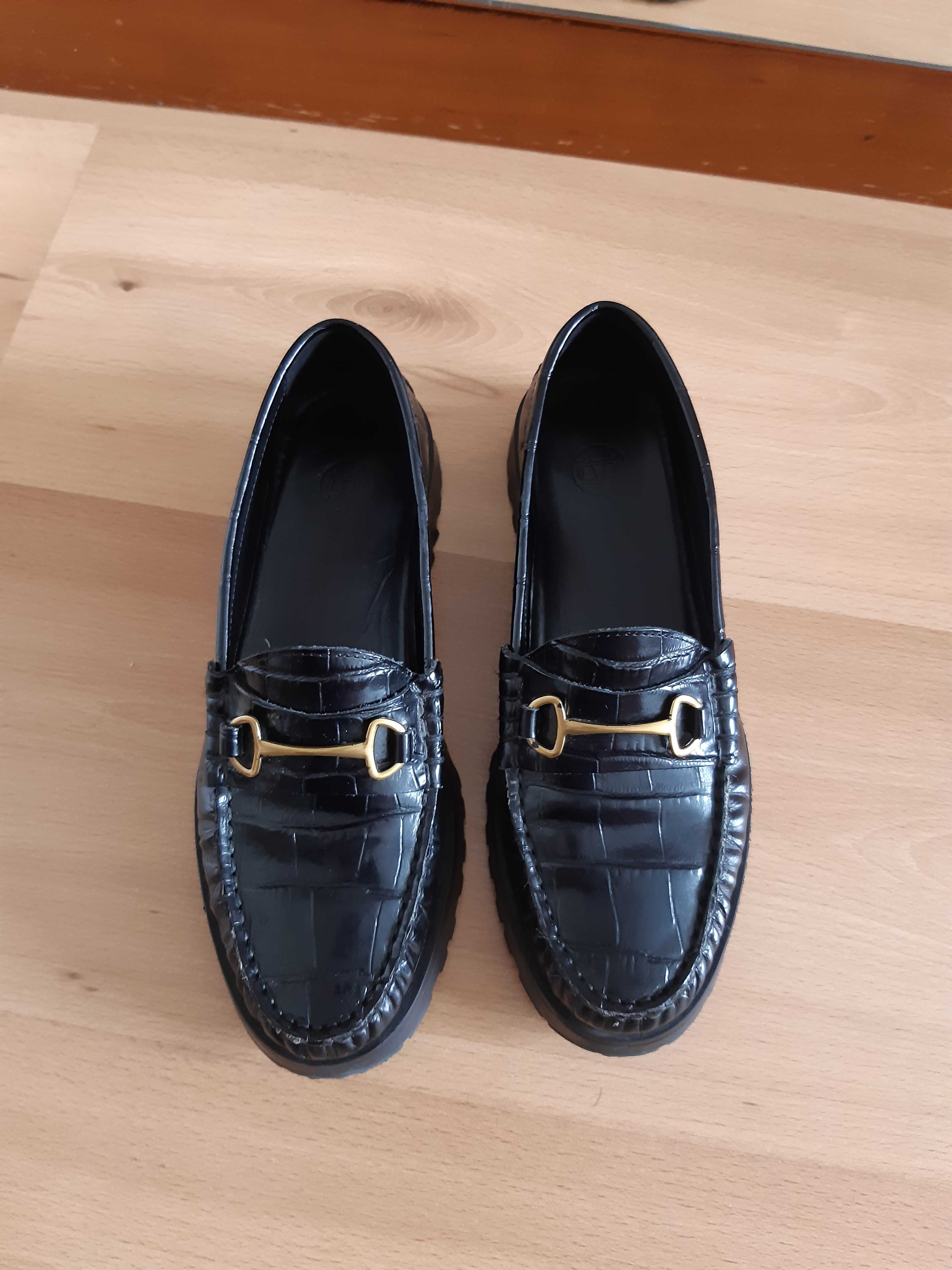 Mokasyny damskie Massimo Dutti