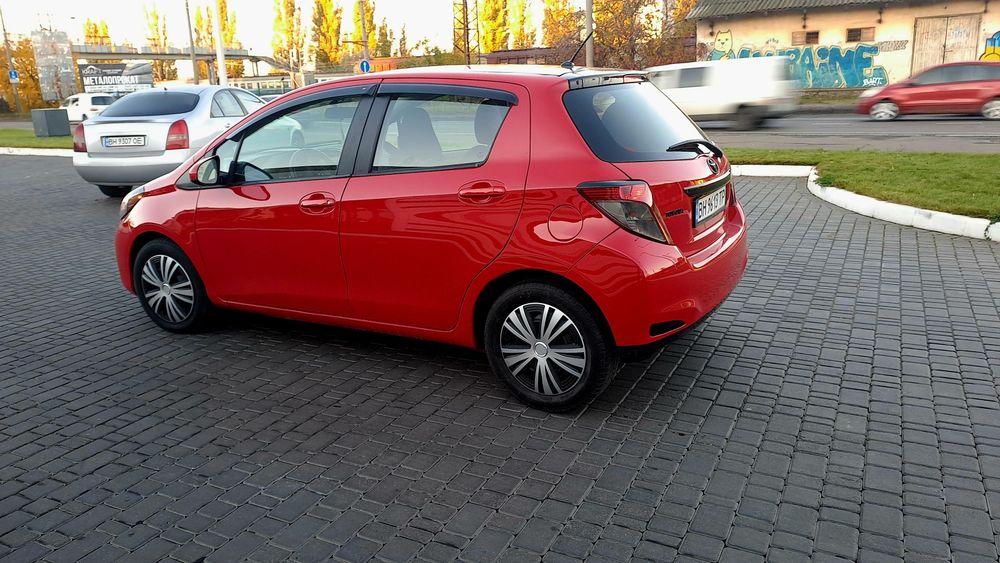 Продам Toyota yaris