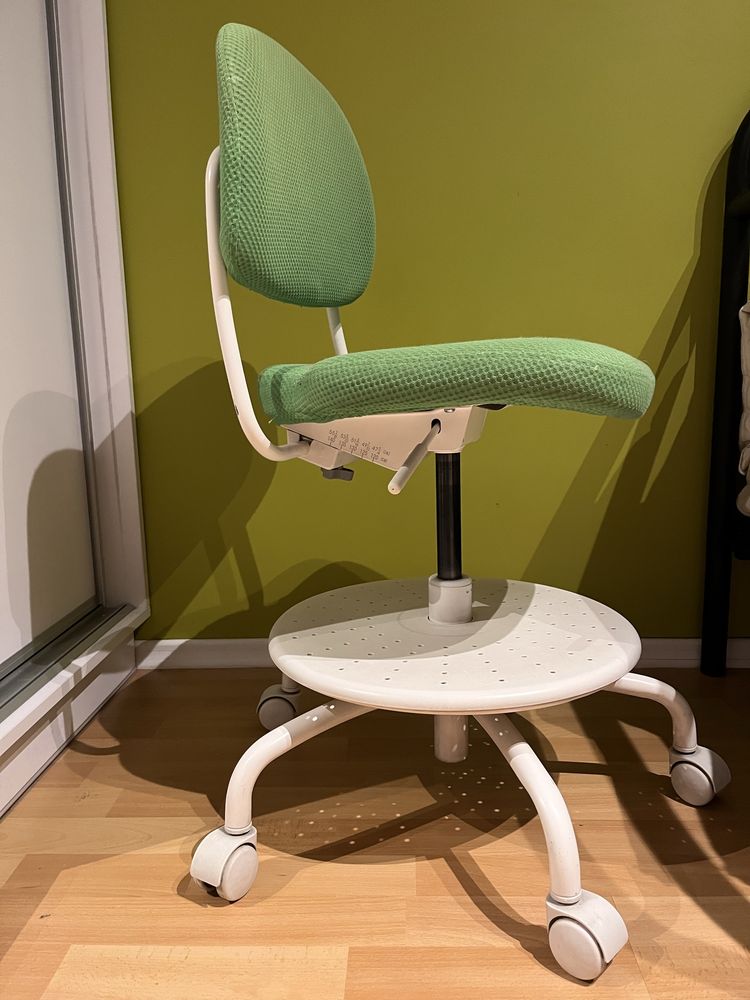 Ikea Vimund krzesło obrotowe dla dziecka