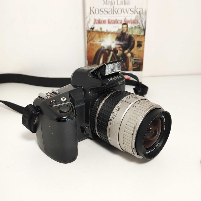 Analogowa Lustrzanka PENTAX Z-10 z obiektywem Sigma 28-80 1:3,5-5,6