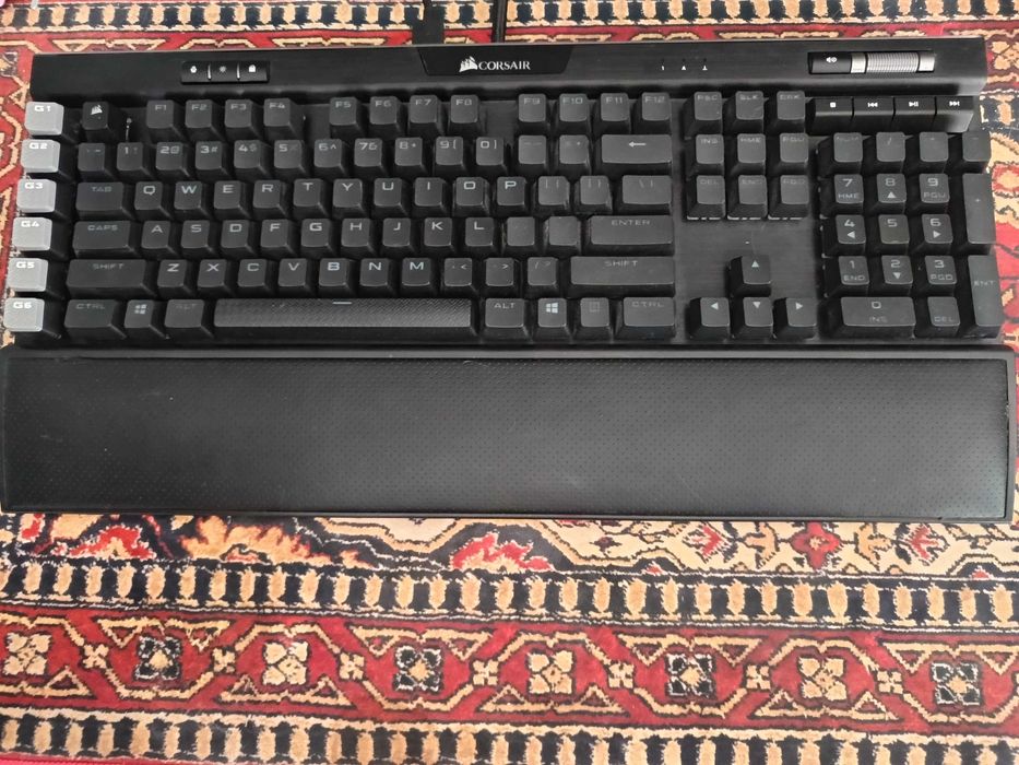 Corsair K95 Platinum XT - klawiatura mechaniczna