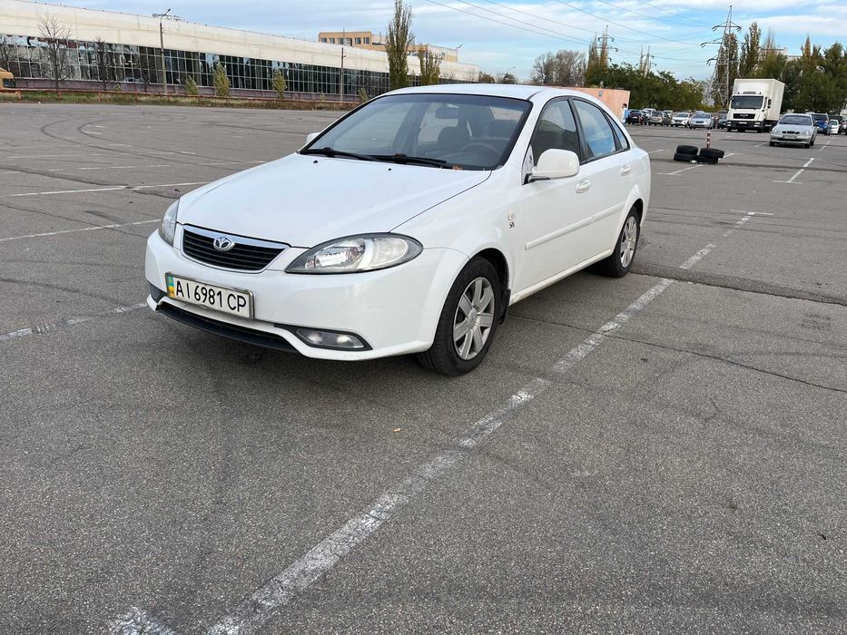 Daewoo Gentra 2014г. 1.5 газ/бензин. 5ст. мех.КП. 3900 у.е.