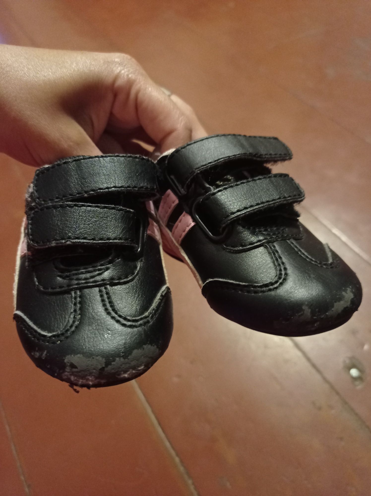 Обувь детская тапки босоножки кросовки