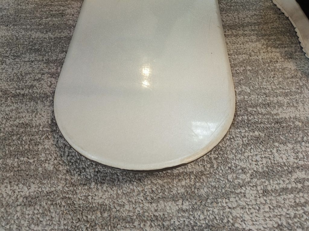 Deska snowboardowa 124cm. Stan BDB