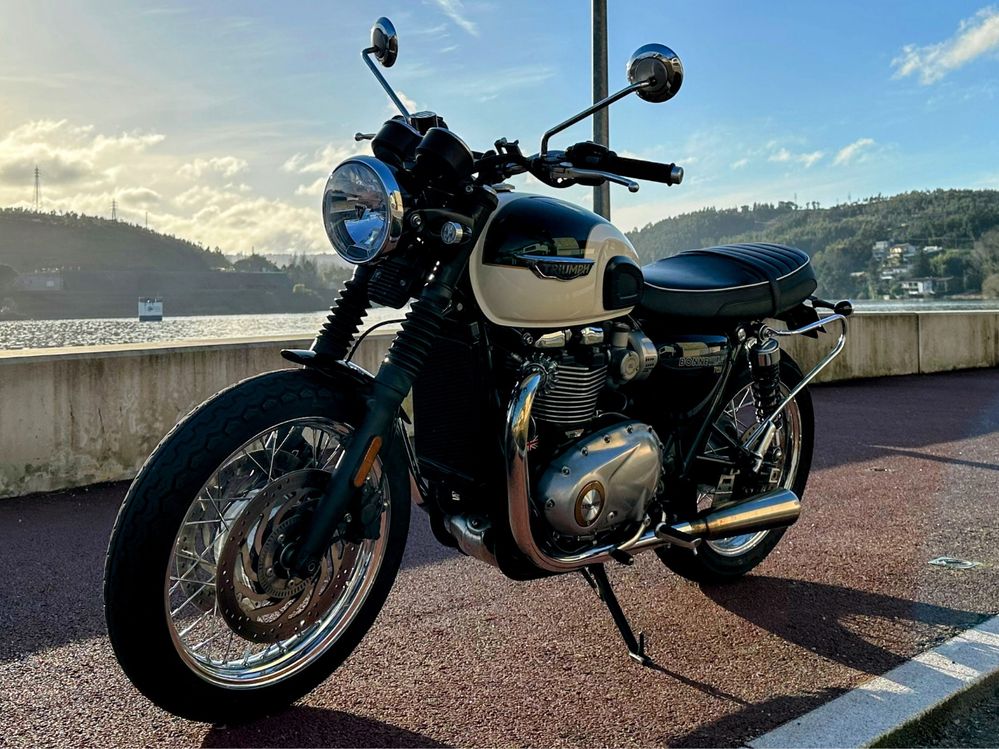 Triumph T120 Bonneville