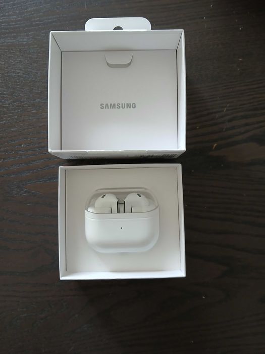 Samsung Galaxy Buds3 novos nunca usados