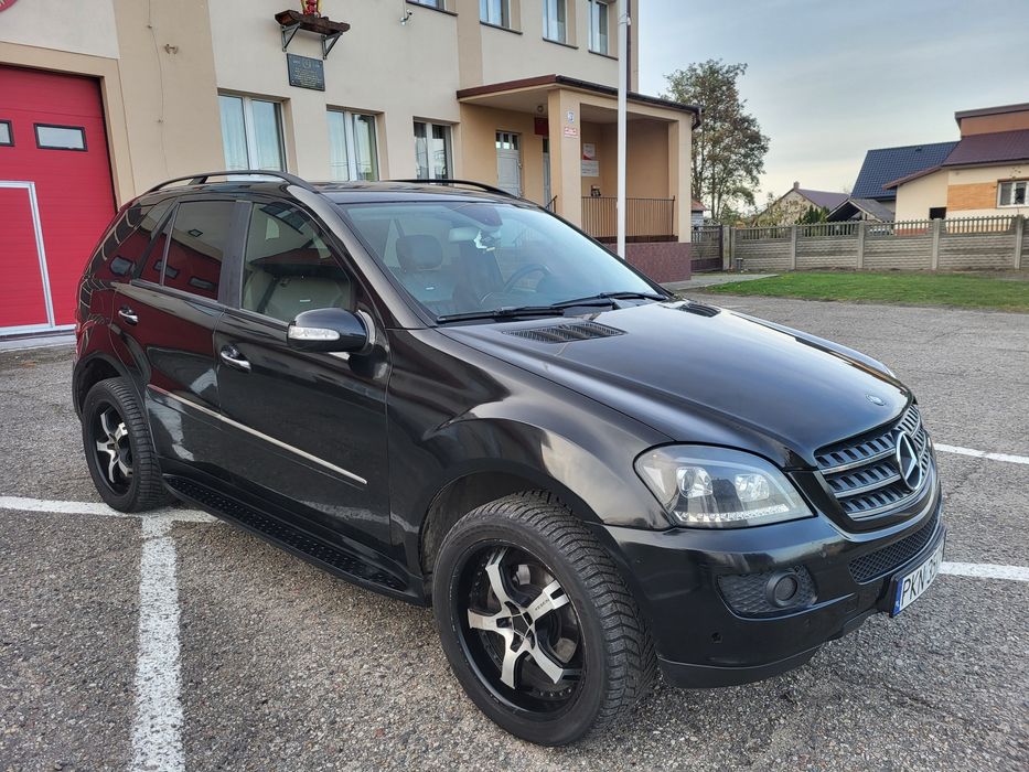 Mercedes ML /3.0 V6/ alu20cali/nowe opony/hak/pakiet 6.3AMG/