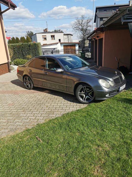Mercedes-Benz Klasa E Mercedes W211 E-klasa 2003 stan bardzo dobry