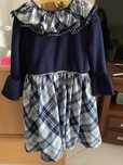 Vende-se vestido tam 6 anos.