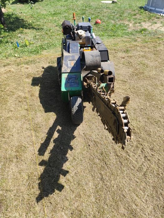 Бара Копка траншей Траншеєкопач Траншеекопатель