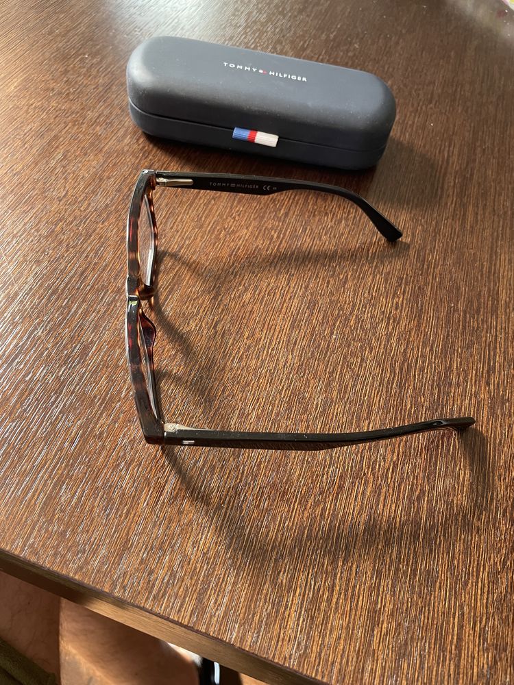 Okulary TOMMY Hilfiger