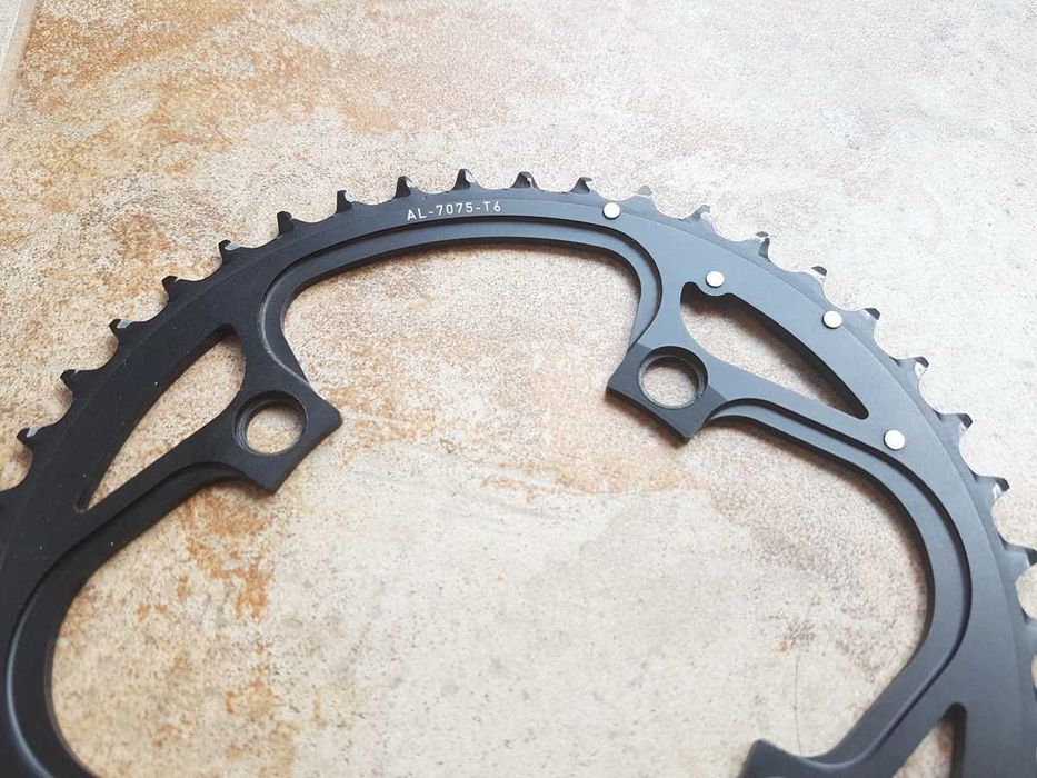 koronki 32,44T, 104BCD, tarcze do korby Shimano DEORE XT, FC-M751