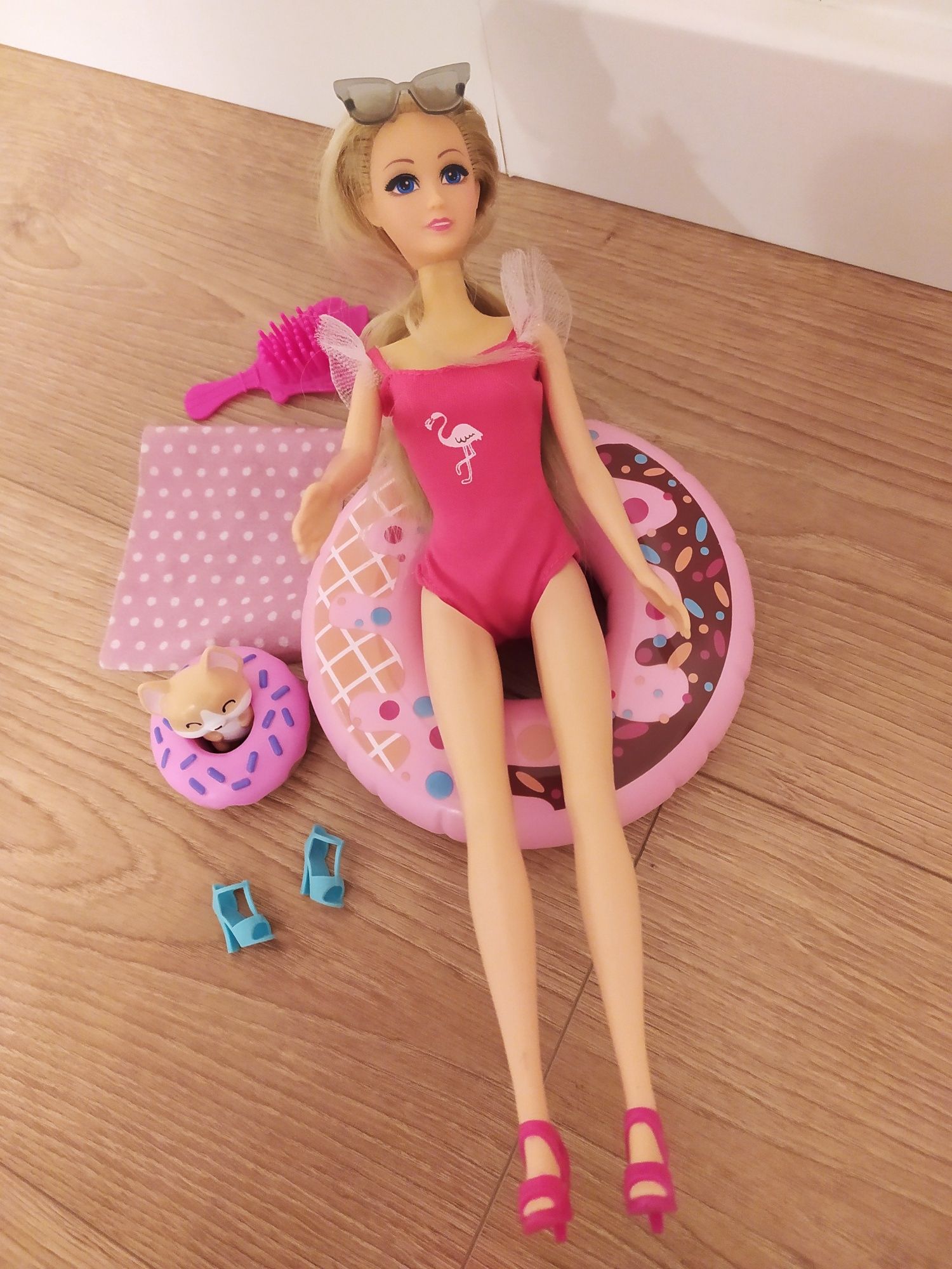 Lalka ala Barbie - basen