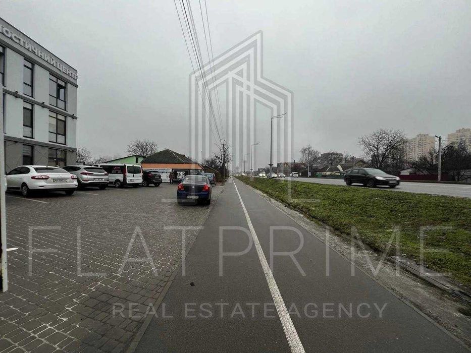 Без% Фасад торгове комерційне приміщення будівля з орендарем