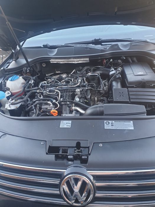 Passat b7 1.6  2.0 tdi  na czesci xenon  hak siedzenia alkantra