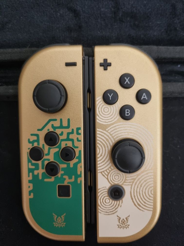 Nintendo Switch OLED - Limited Zelda Editition