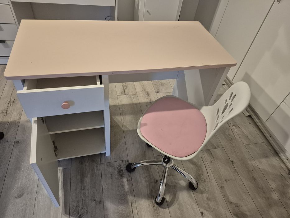 Biurko plus krzesło