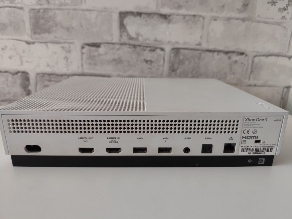 Xbox One S praktycznie jak nowy