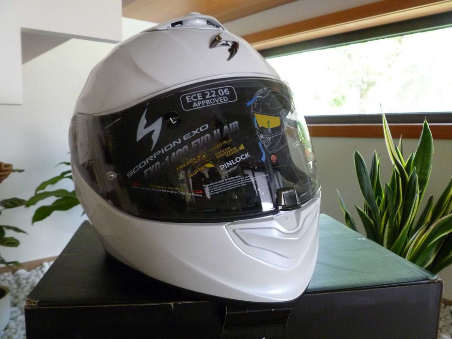 Capacete Integral Scorpion Exo-1400 Evo II Air Branco Pérola