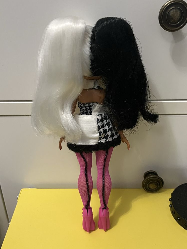 Lol surprise OMG Dollie Winter disco 1 seria stan bardzo dobry