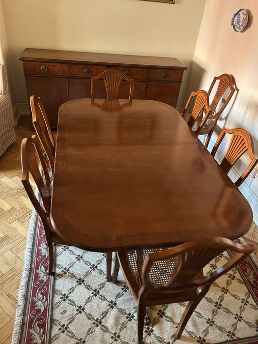 Vendo mesa clássica